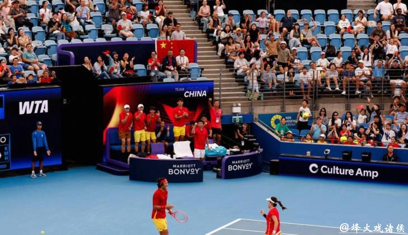 2026年联合杯网球赛:中国队0比3负于加拿大队 2026年联合杯网球赛:中国队0比3负于加拿大队